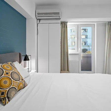 Parliament Pearl - Amazing View - Old Town Apartment *