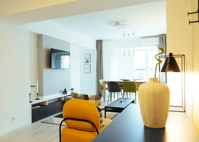 Parliament Pearl - Amazing View - Old Town Бухарест