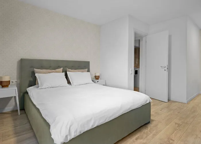 Parliament Pearl - Amazing View - Old Town Apartamento